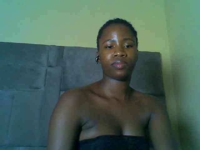 Cuteebony16 webcam