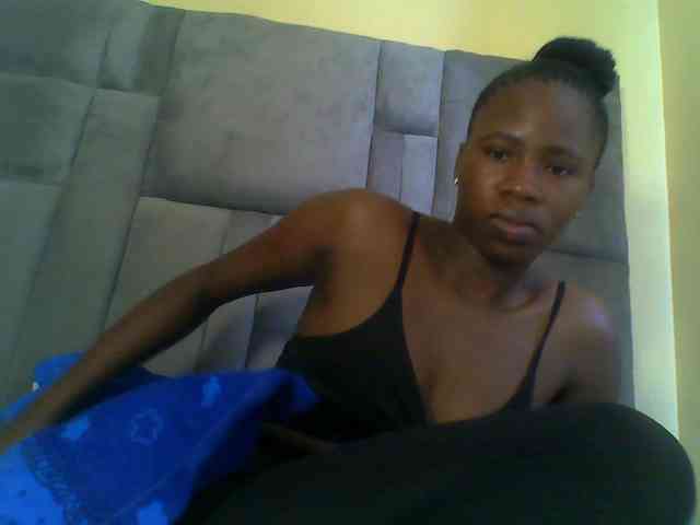 Cuteebony16