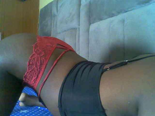 Cuteebony16 webcam