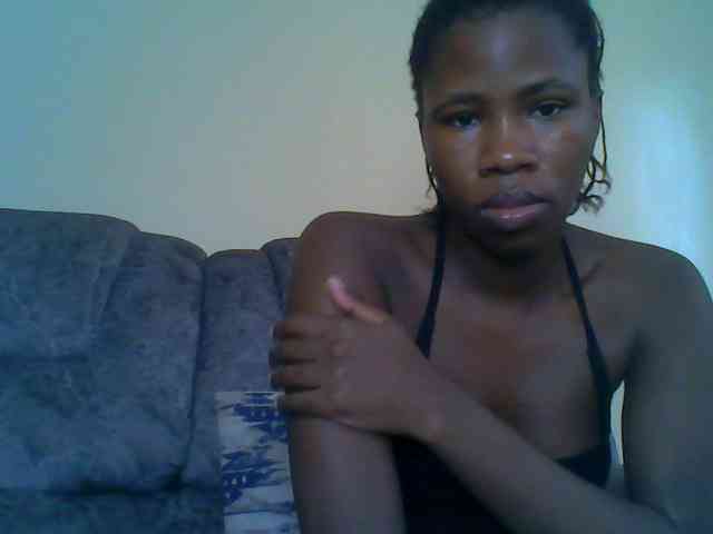 Cuteebony16 webcam