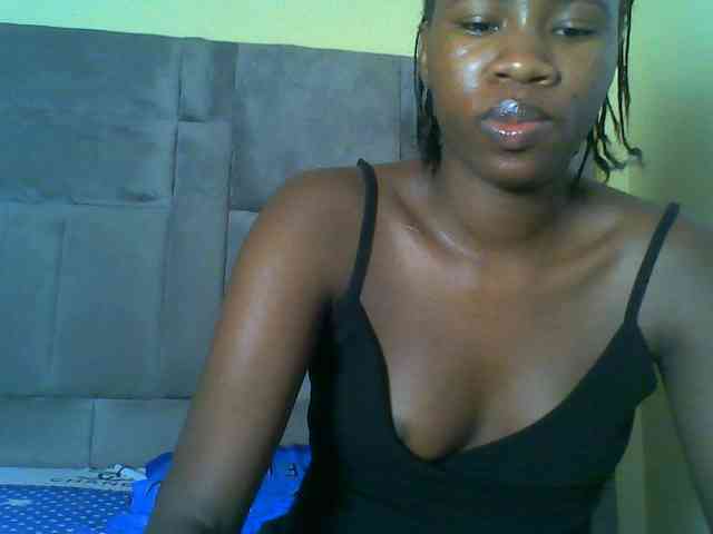Cuteebony16