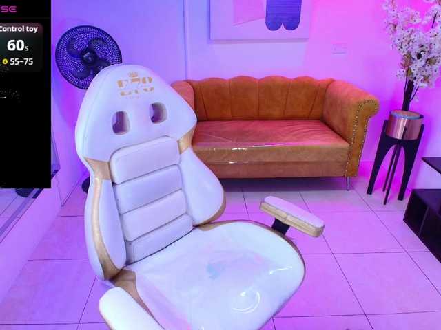 Sofi-monroeee live cam on BongaCams
