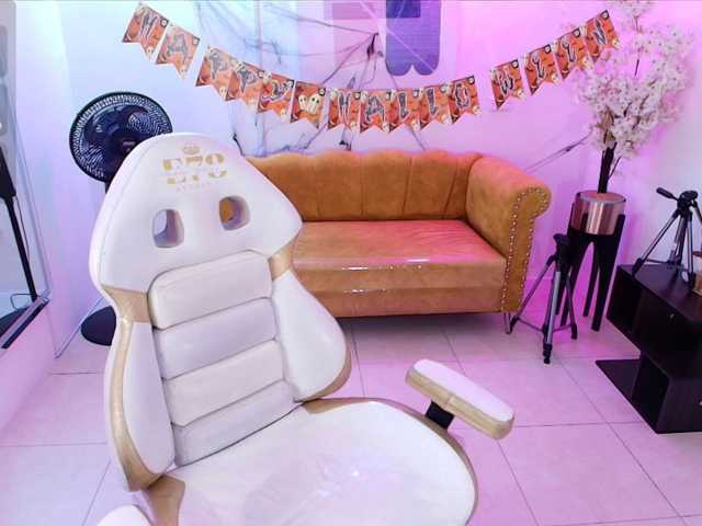 Sofi-monroeee live cam on BongaCams