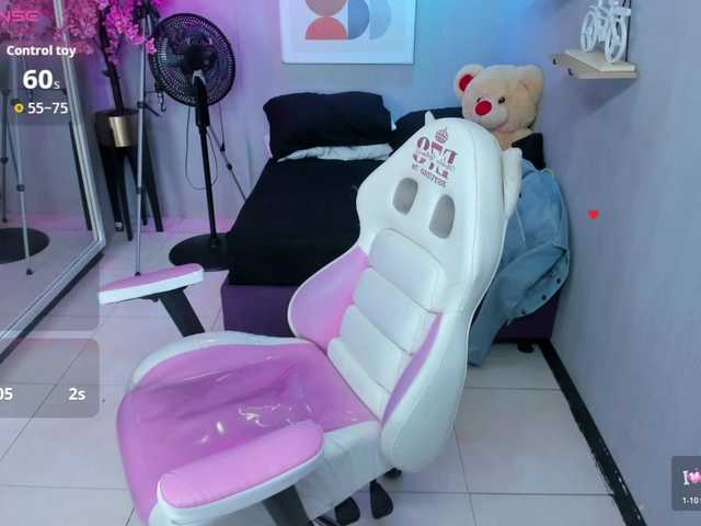 Sofi-monroeee live cam on BongaCams