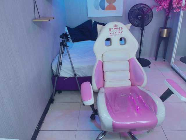 Sofi-monroeee live cam on BongaCams