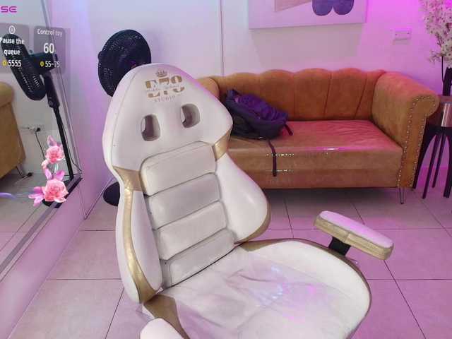 Sofi-monroeee live cam on BongaCams