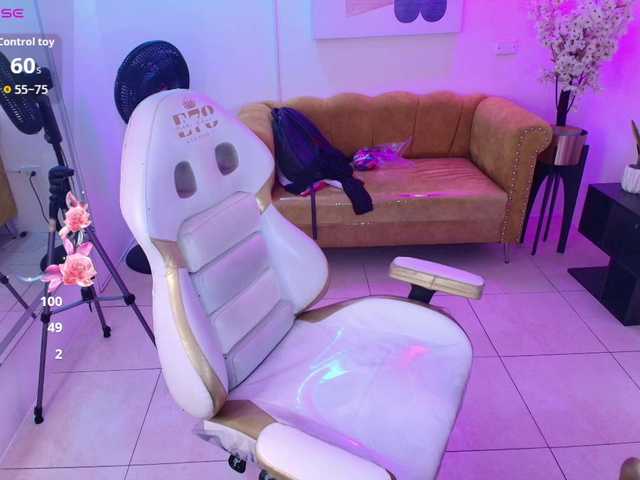 Sofi-monroeee live cam on BongaCams