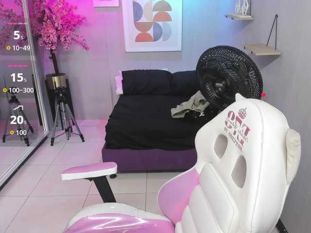 Sofi-monroeee live cam on BongaCams
