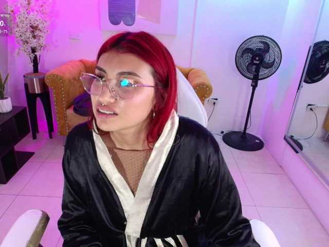 Sofi-monroeee live cam on BongaCams