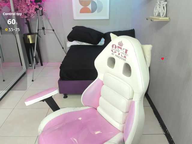 Sofi-monroeee live webcam show