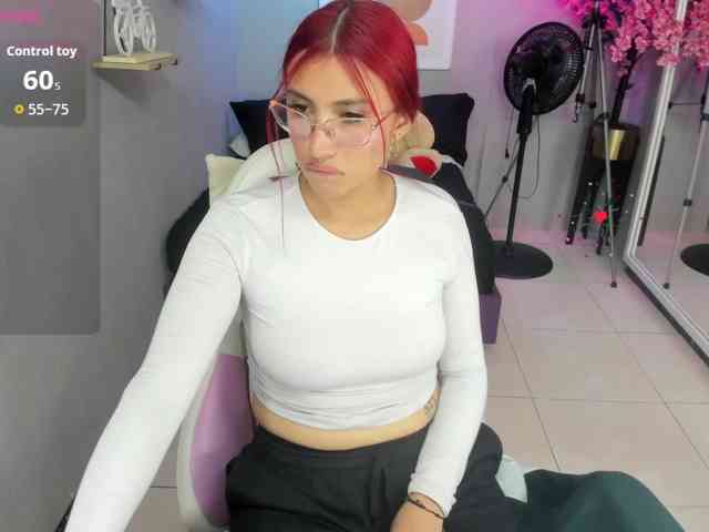 Sofi-monroeee webcam