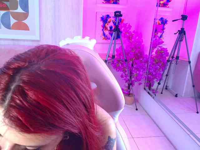 Sofi-monroeee webcam