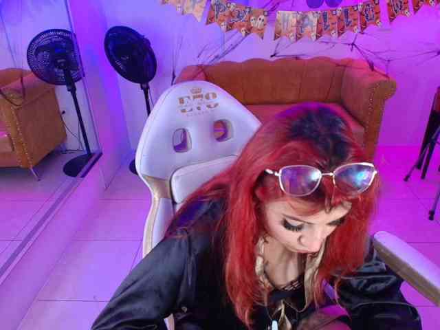 Sofi-monroeee webcam