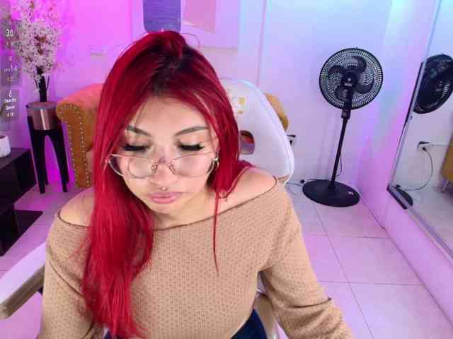 Sofi-monroeee webcam