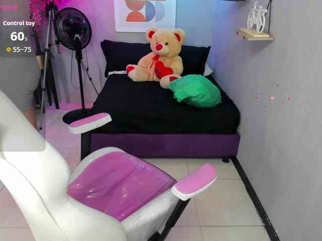 Sofi-monroeee webcam