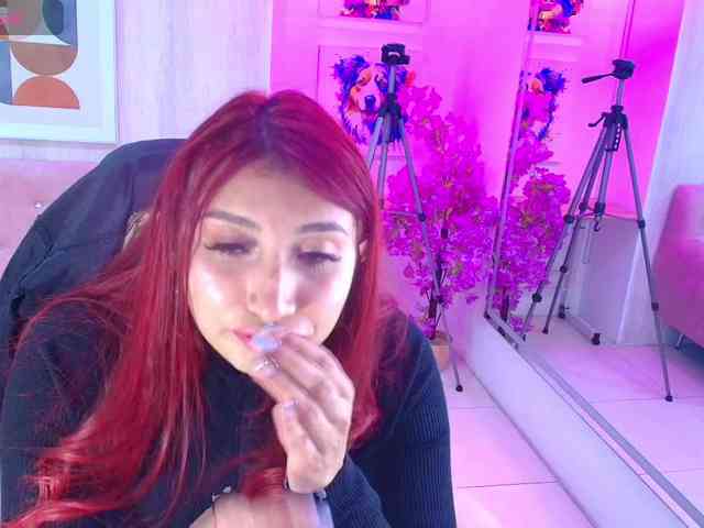 Sofi-monroeee Live Webcam on BongaCams