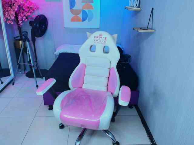 Sofi-monroeee webcam