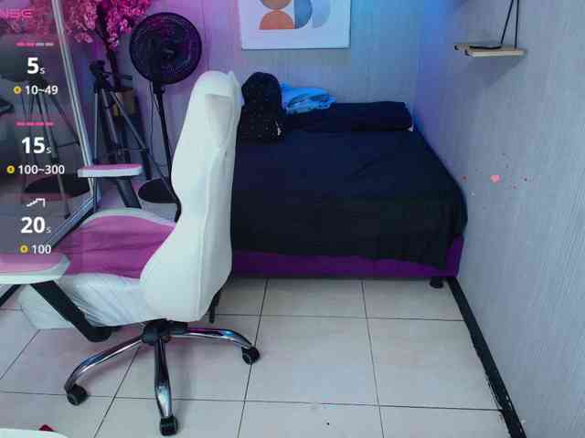 Sofi-monroeee webcam