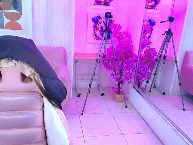 Sofi-monroeee Live Webcam on BongaCams