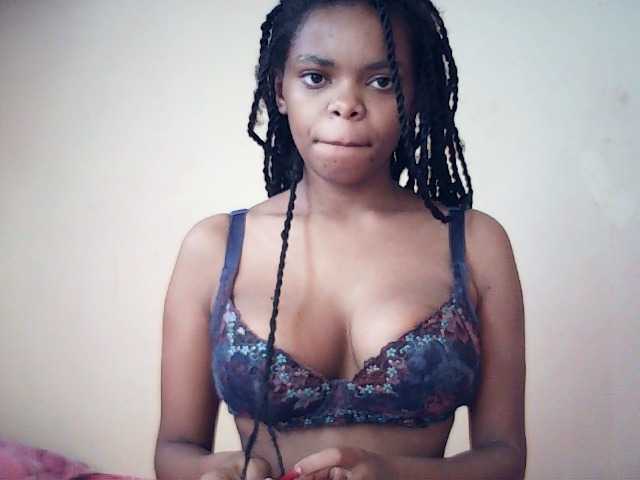 BustyDebbie webcam bongacams model stream image