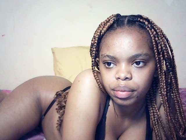 BustyDebbie webcam