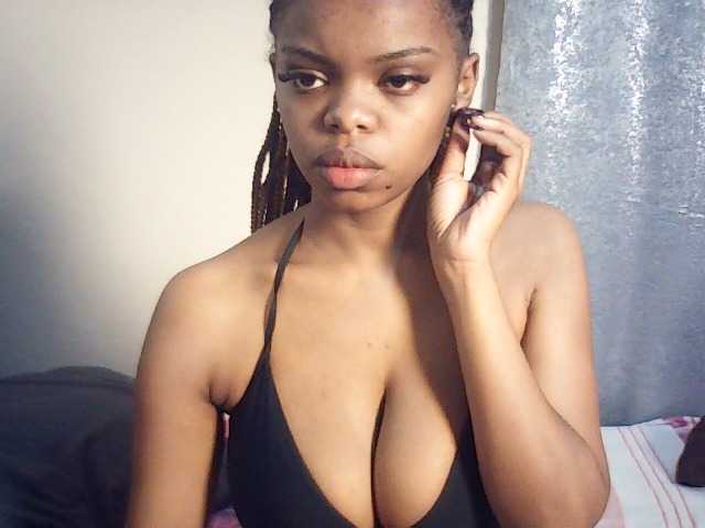 BustyDebbie live cam on BongaCams