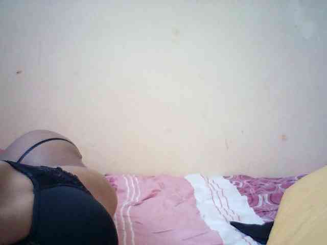 BustyDebbie webcam