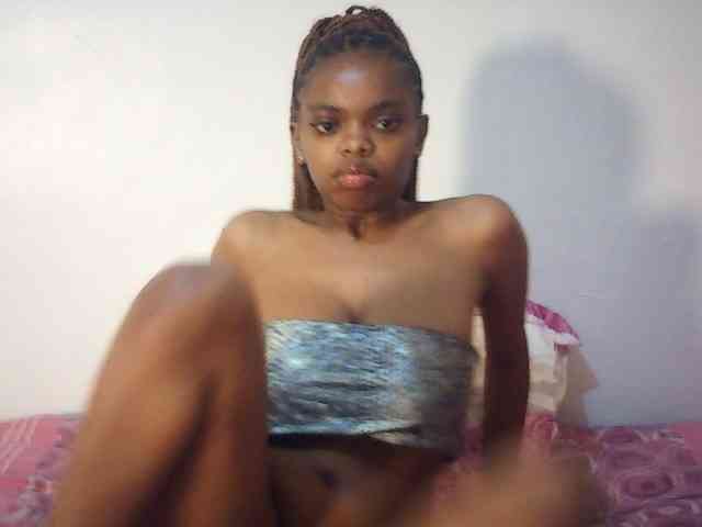 BustyDebbie webcam