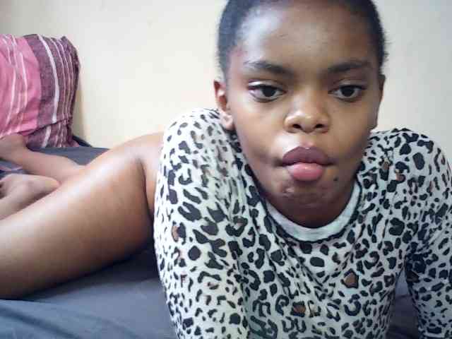 BustyDebbie webcam