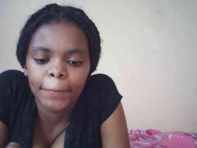 BustyDebbie webcam