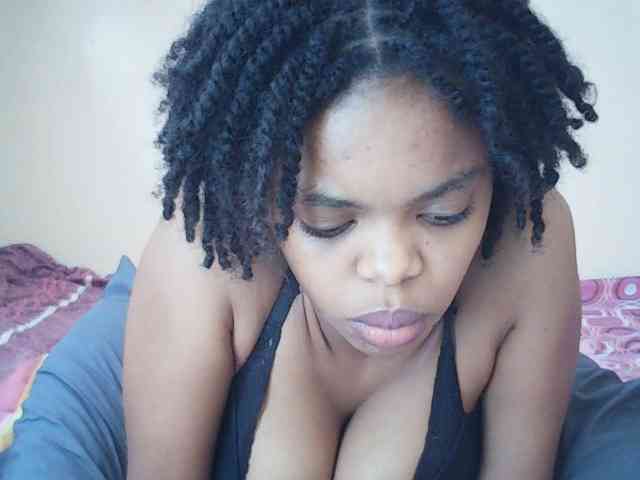 BustyDebbie webcam