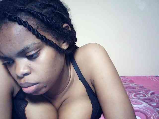 BustyDebbie webcam