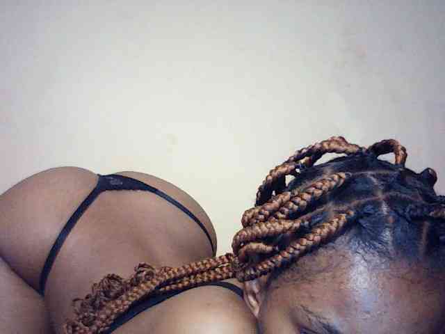 BustyDebbie webcam