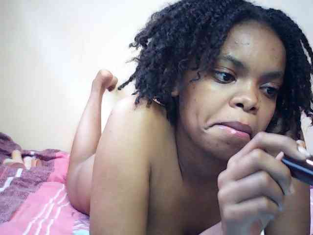 BustyDebbie webcam