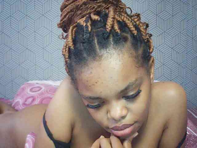 BustyDebbie webcam