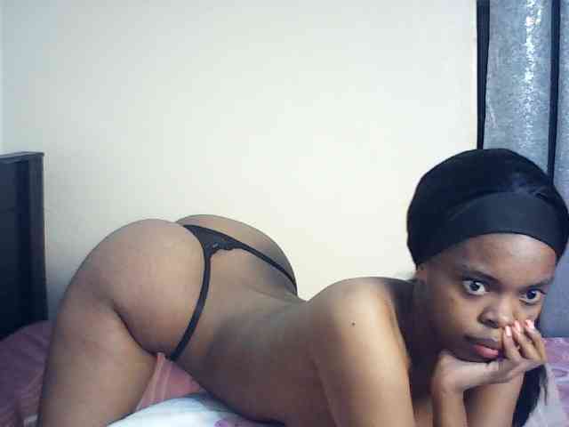 BustyDebbie webcam