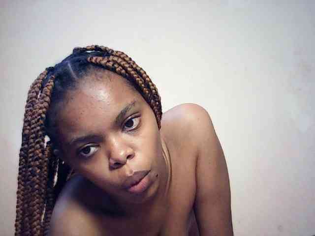 BustyDebbie webcam