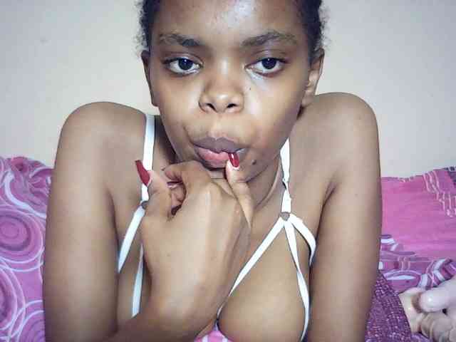 BustyDebbie webcam