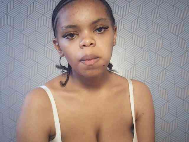 BustyDebbie webcam