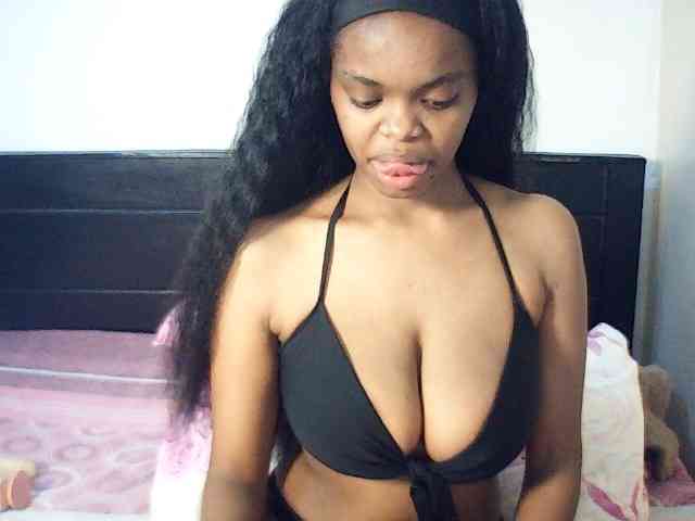 BustyDebbie webcam