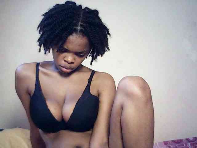 BustyDebbie webcam