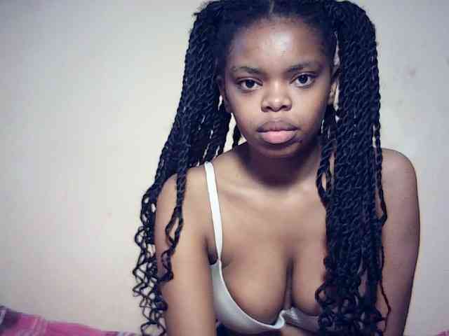 BustyDebbie webcam