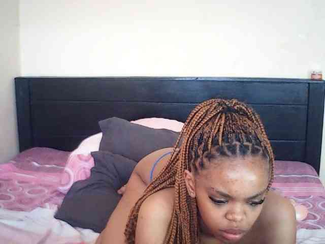 BustyDebbie webcam