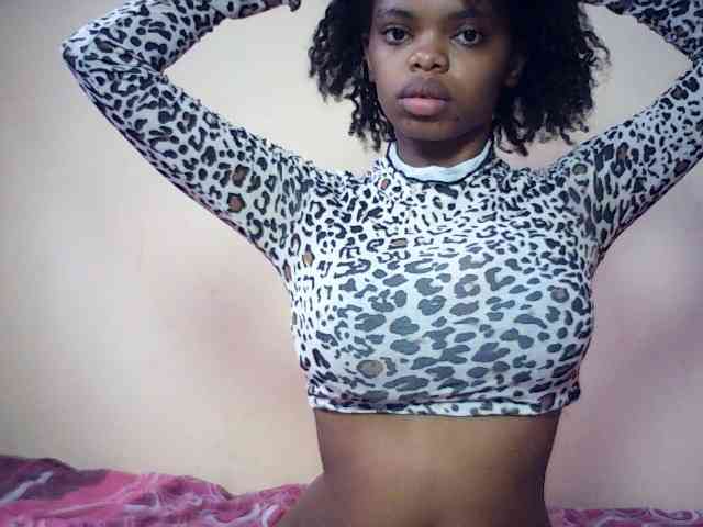 BustyDebbie webcam