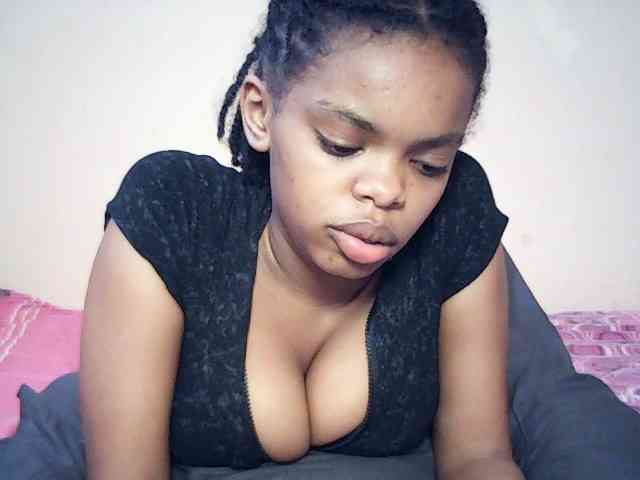 BustyDebbie webcam