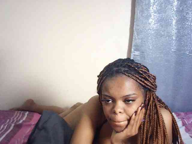 BustyDebbie webcam