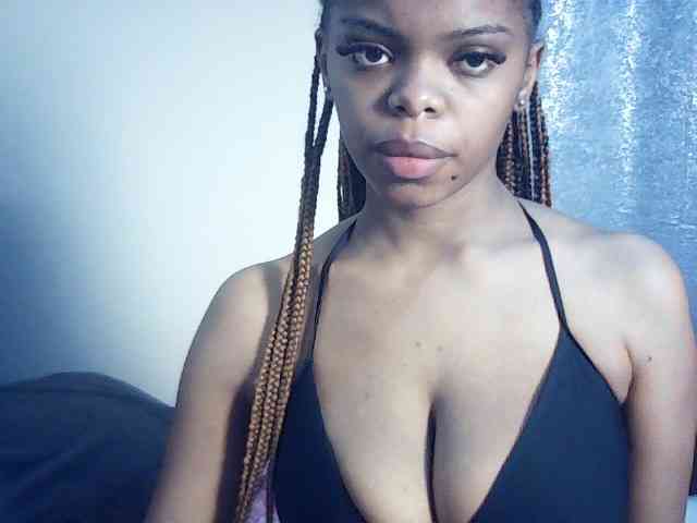 BustyDebbie webcam