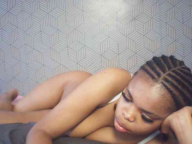BustyDebbie webcam