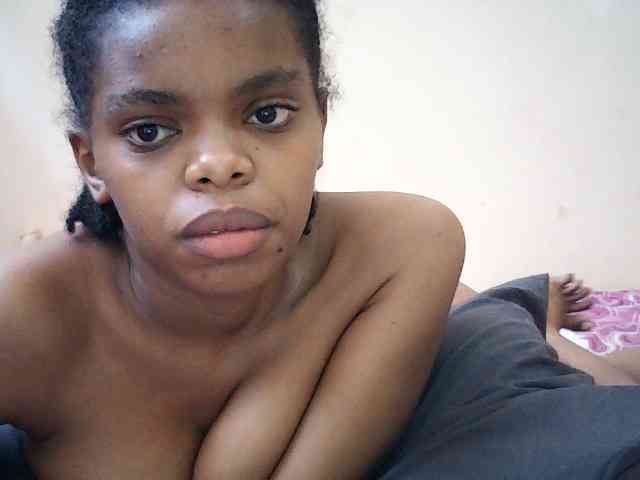 BustyDebbie webcam