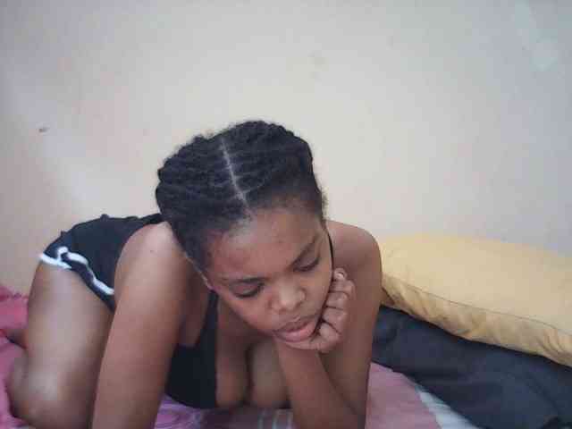 BustyDebbie webcam